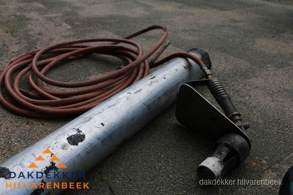 Dakdekker gasbrander en gereedschap voor spoedklus in Hilvarenbeek Dakdekker gasbrander en gereedschap voor spoedklus in Hilvarenbeek